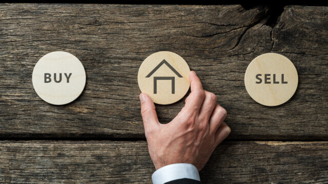 How to Sell Your Mobile Home While Living in a Trailer Park